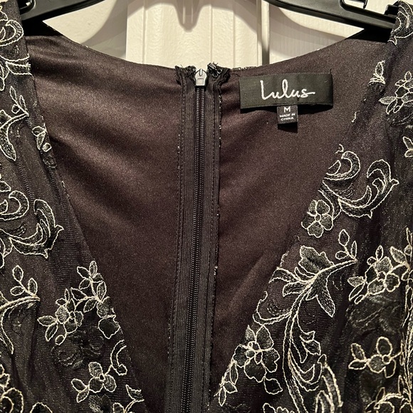 New with Tag Lulus Embroidered Skater Dress - Picture 10 of 12